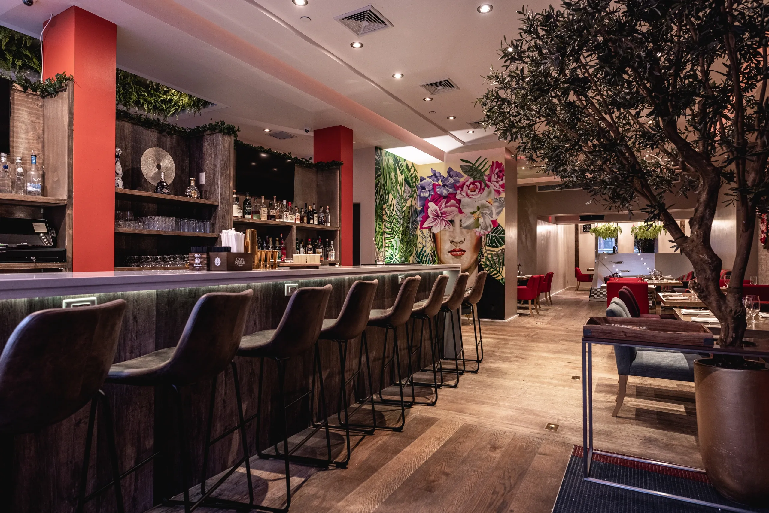 Frida Midtown Interior
